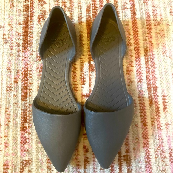 π§‘3/$15π§‘ Native Audrey Shoes size 10